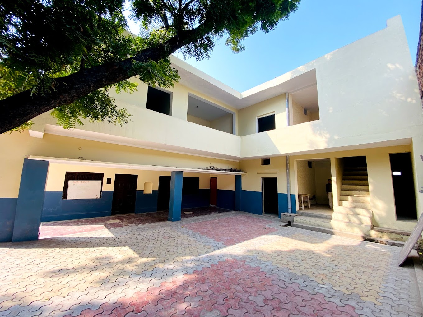 B.S. Public School school campus photo