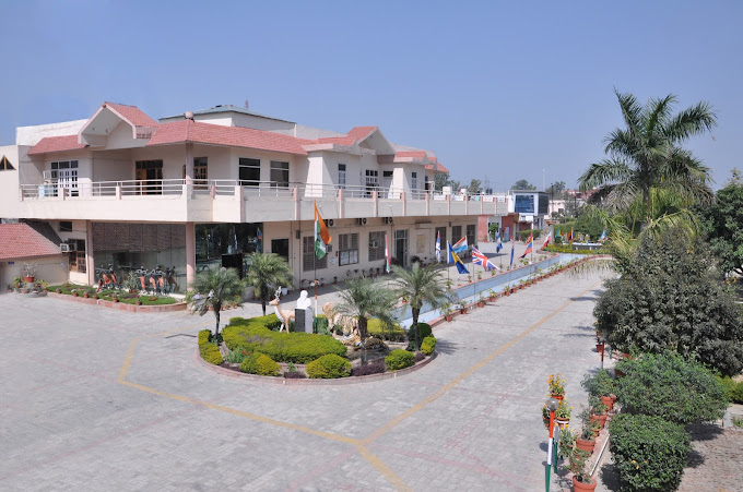 Shanti Niketan Vidyapeeth school campus photo