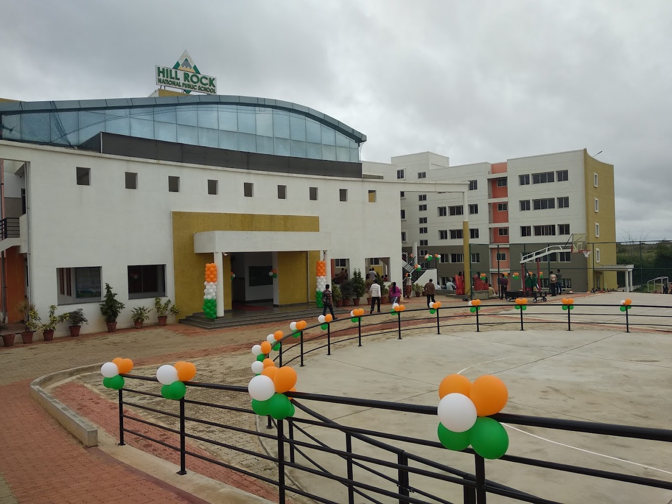 Hillrock National Public School school campus photo