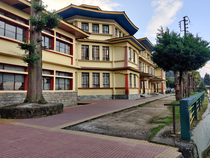 Tashi Namgyal Academy school campus photo