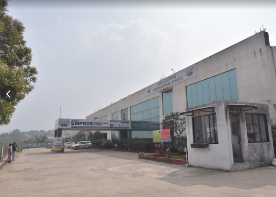 Vishwakarma Empros International School school campus photo