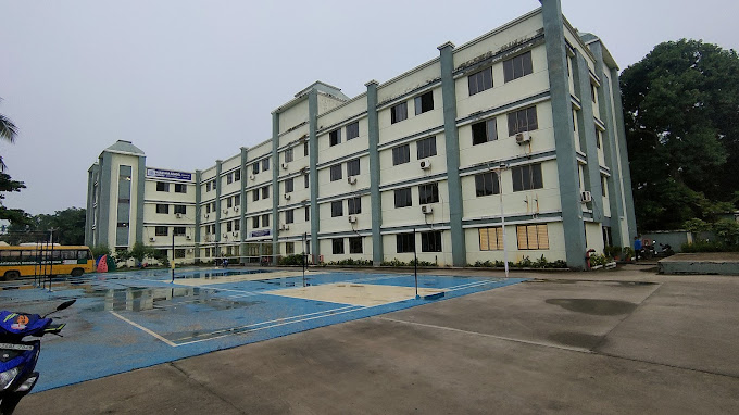 Narayana School school campus photo