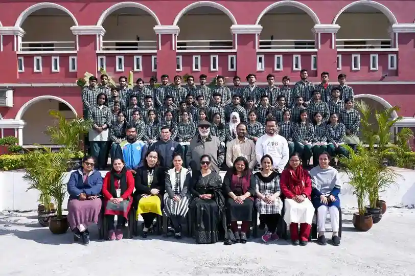 Noida Educational Academy 3