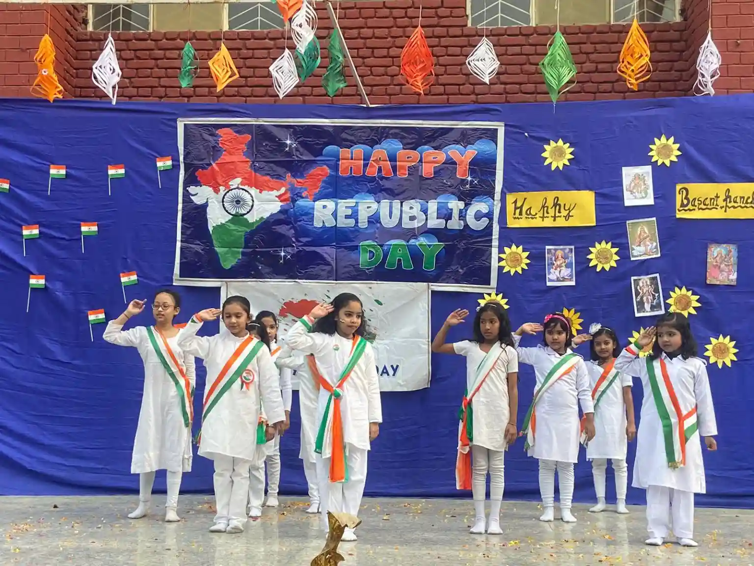 N.S. Public School 10
