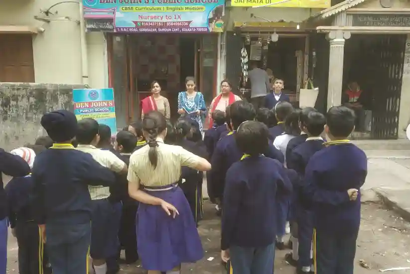 Den John's Public School 5