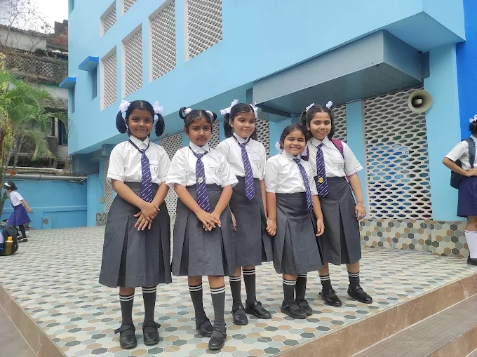 Auxilium Convent School 5