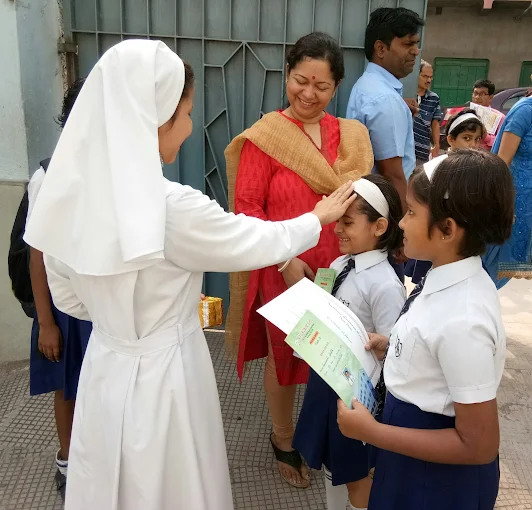 Auxilium Convent School 9