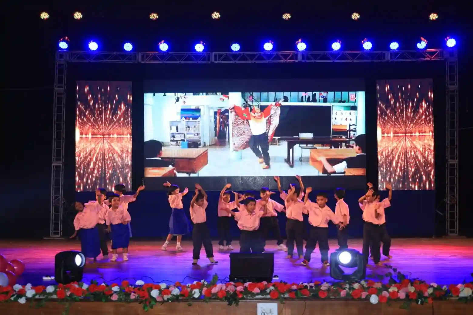 Angels World School 7
