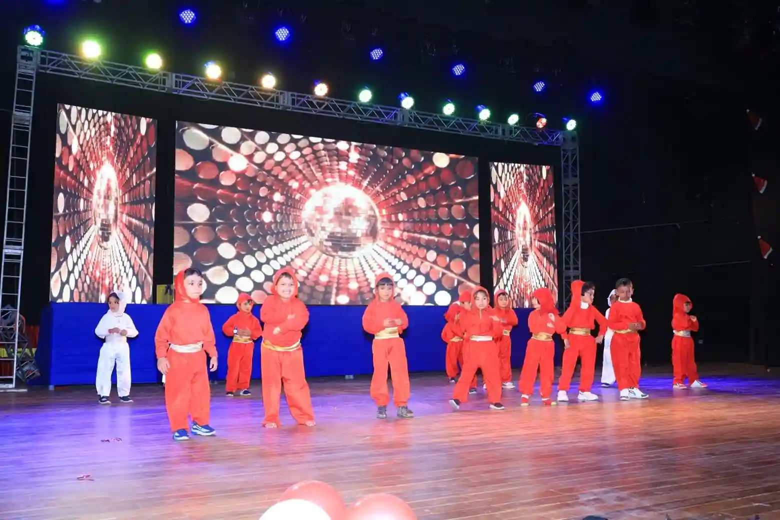 Angels World School 8