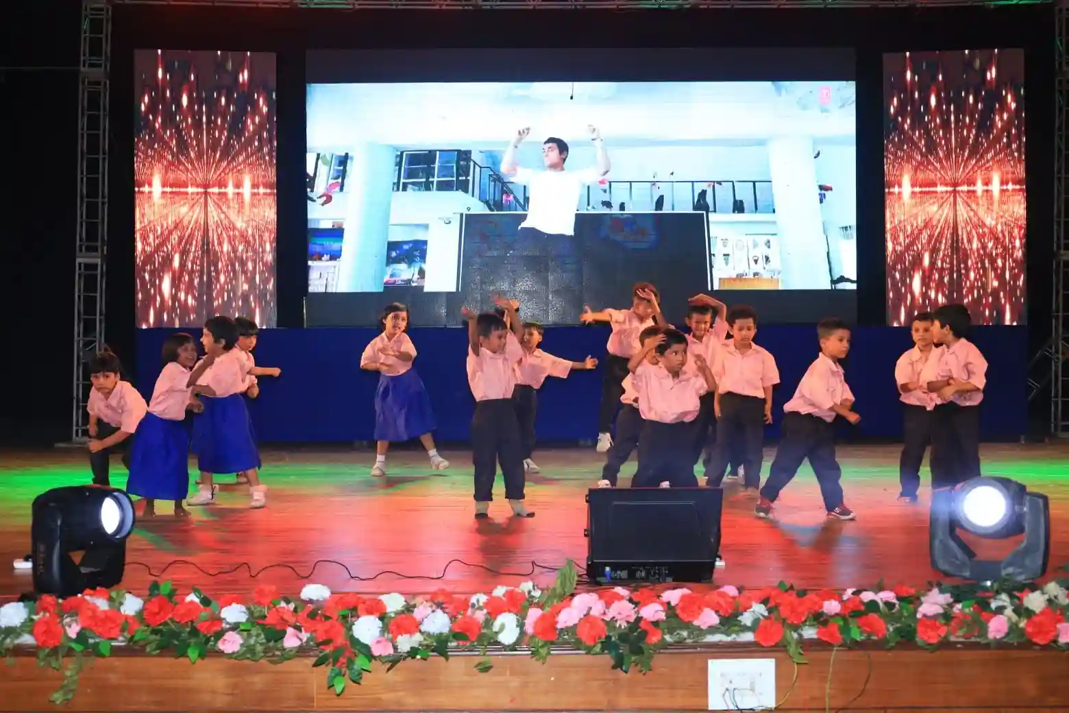 Angels World School 9