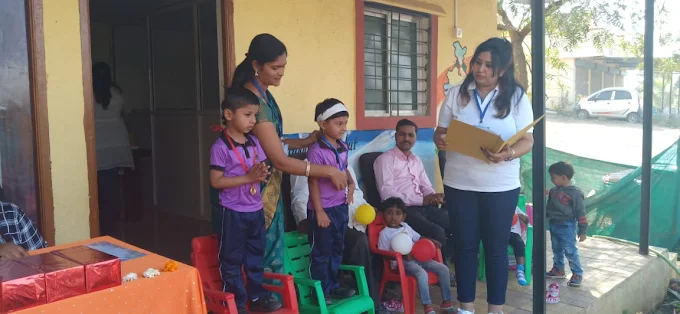 S P English School 3