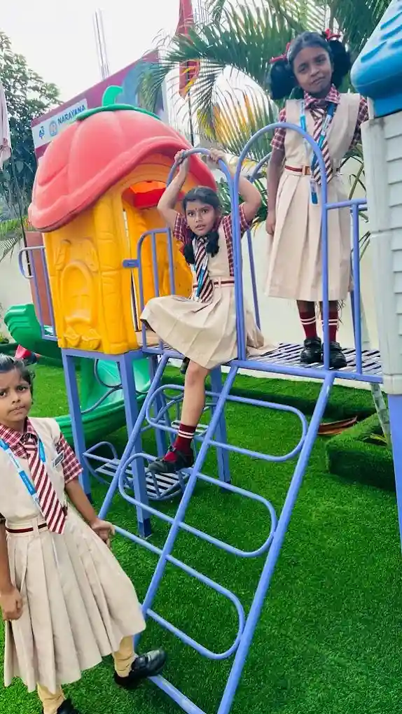 Narayana E-Techno School 4