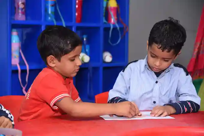 Kids Club School 2