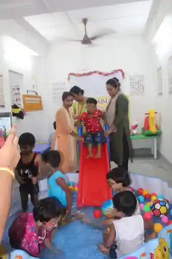 Alphabetz Interantional School 6