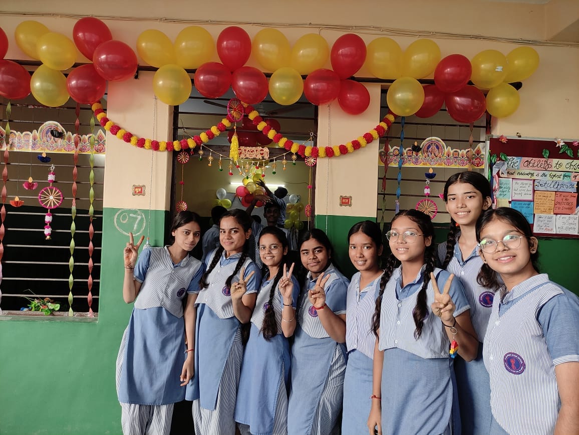 Aadarsh Gyan Vatika School 4
