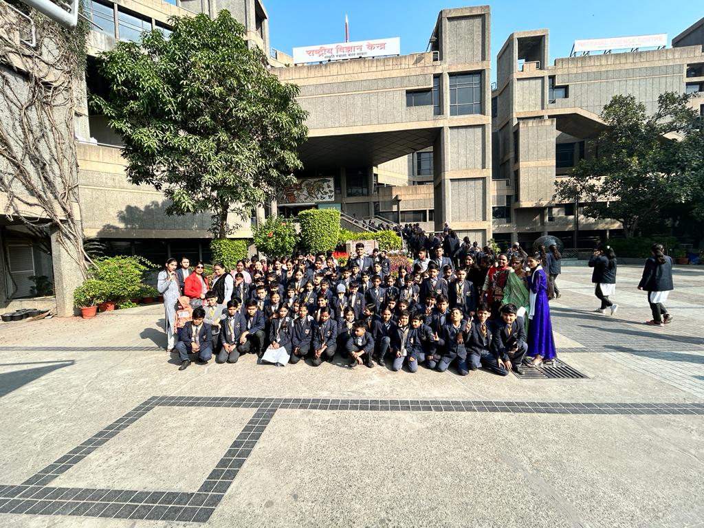 Aggarwal Public Junior High School 6