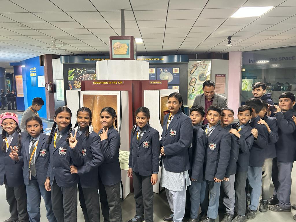 Aggarwal Public Junior High School 27