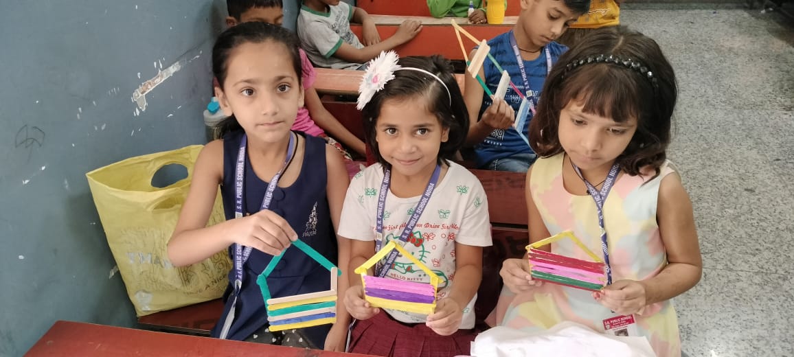 S.R. Public School 4