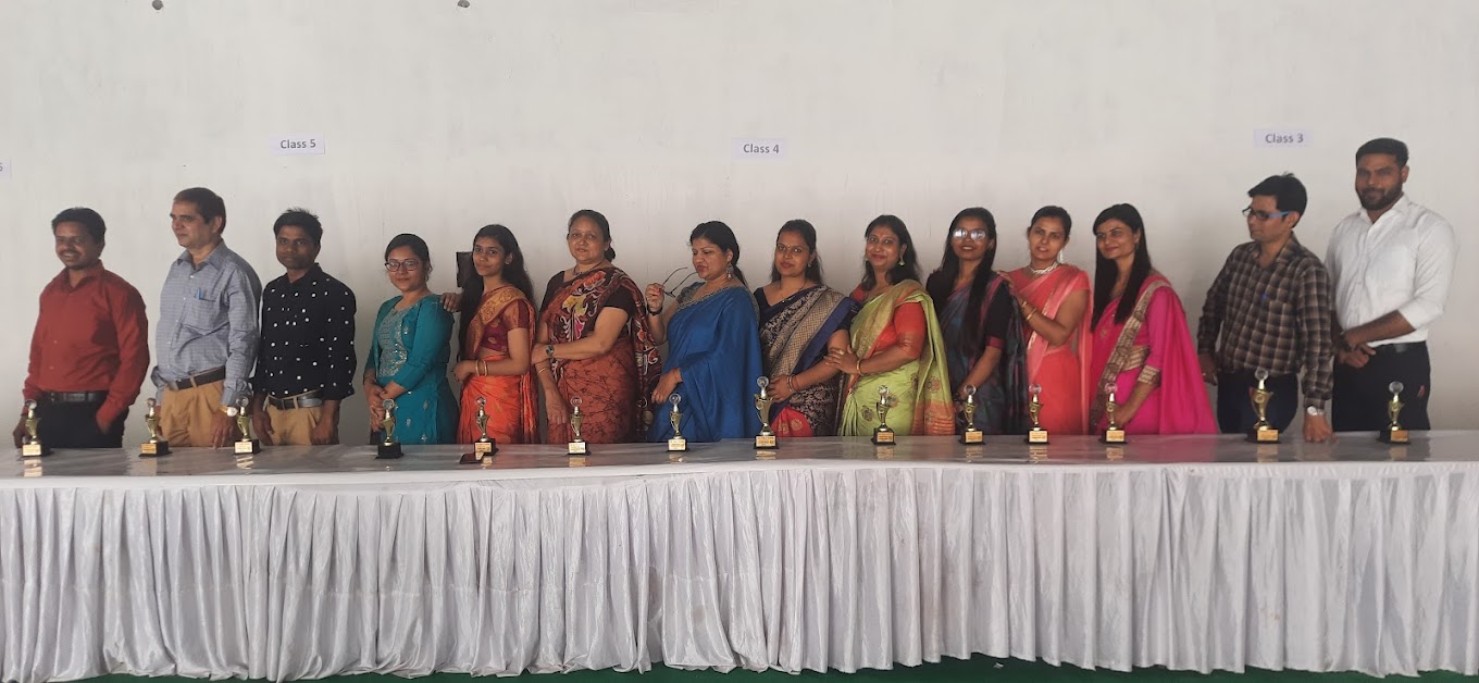 S.R. Public School 16