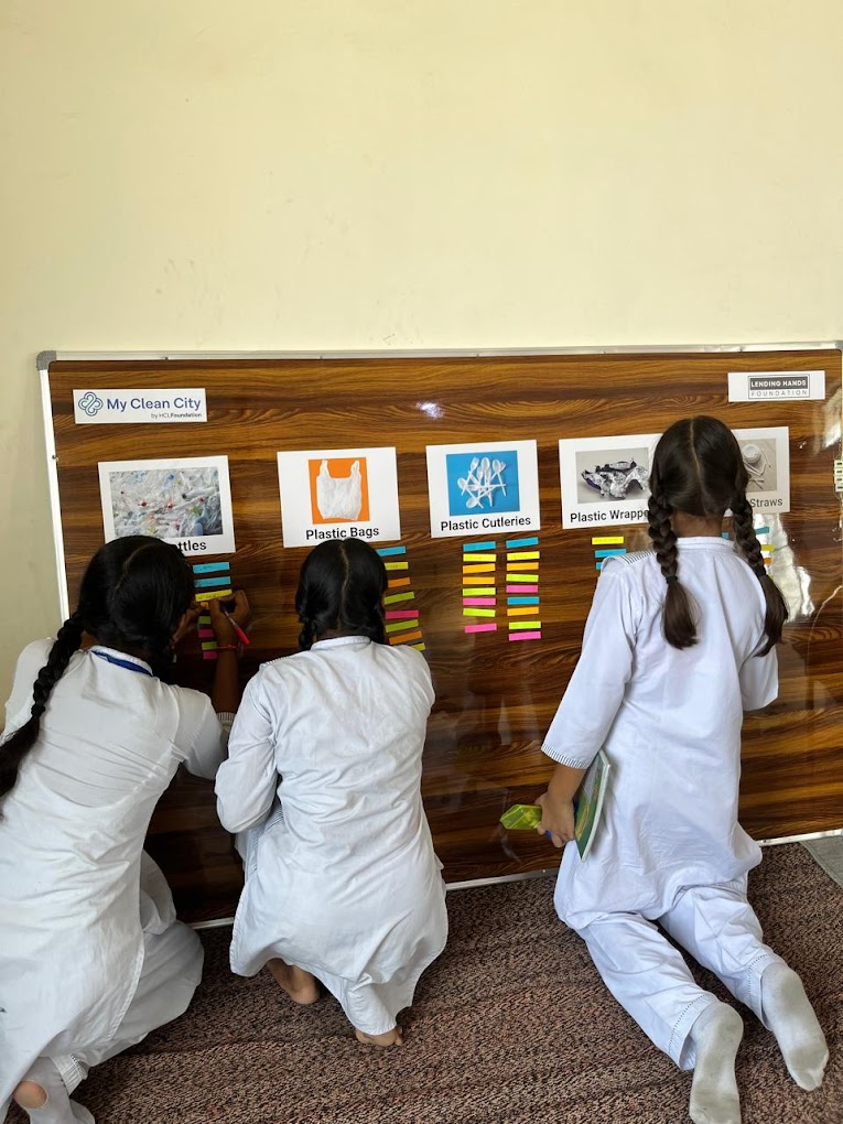 Saraswati Balika Vidya Mandir School 10