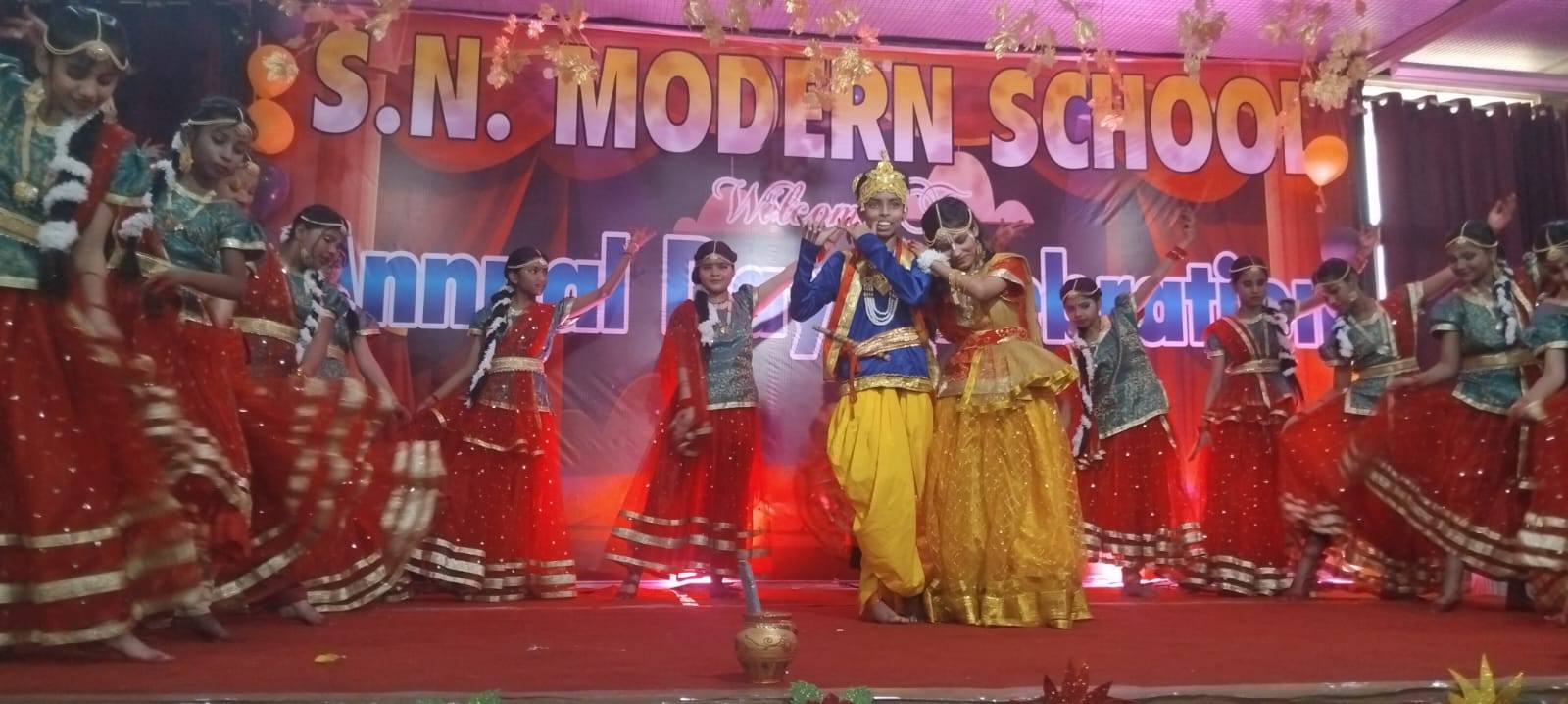S.N. Modern School 23