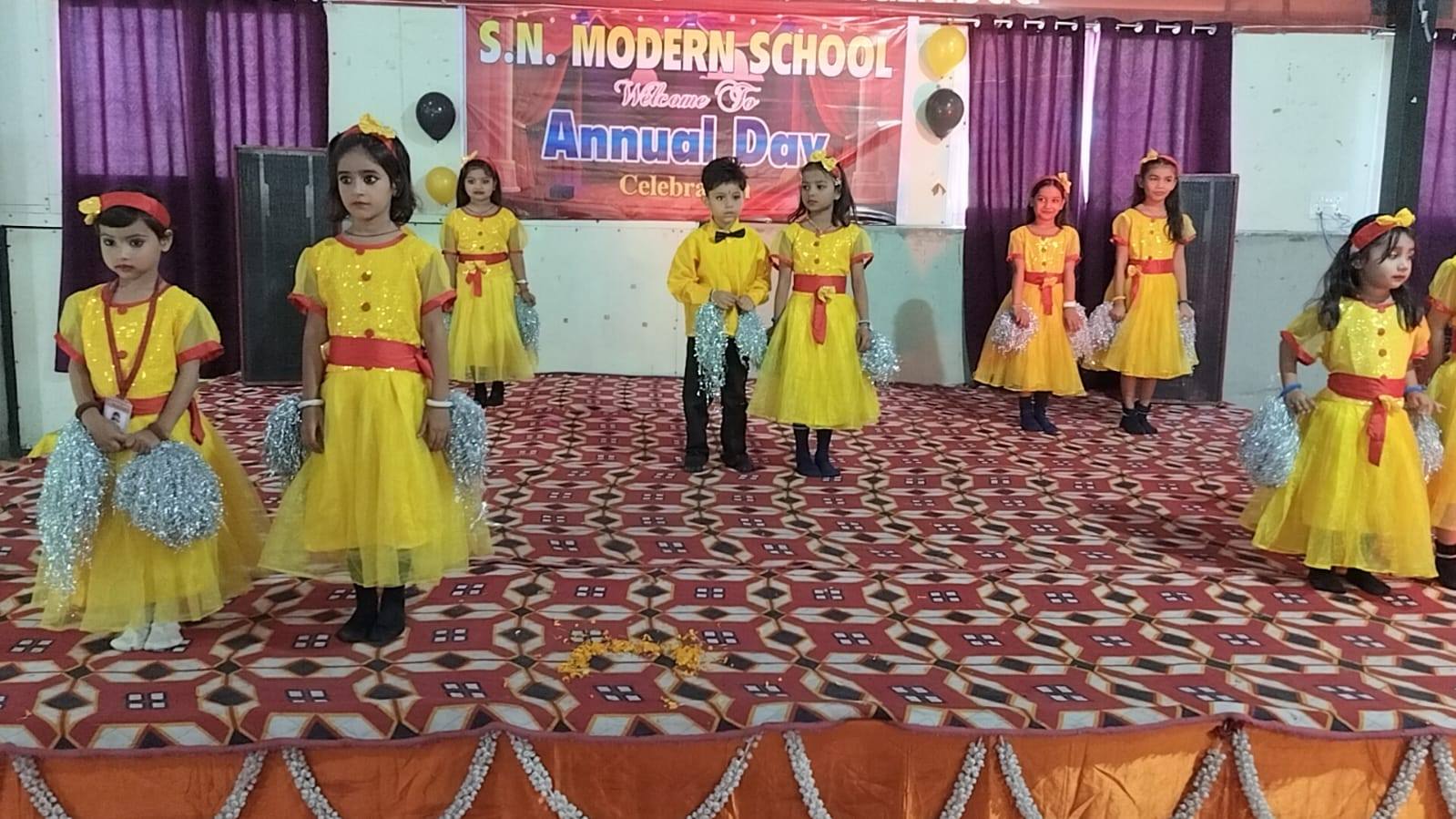 S.N. Modern School 30