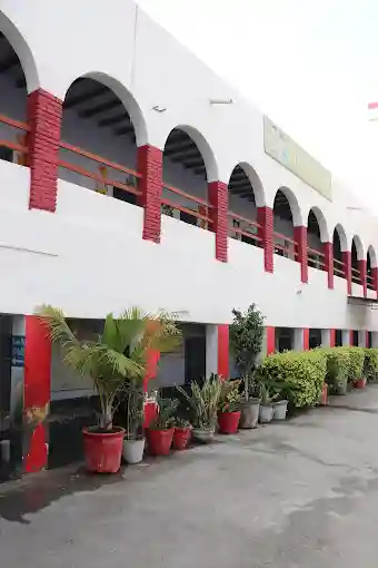 C R Senior Secondary School 3