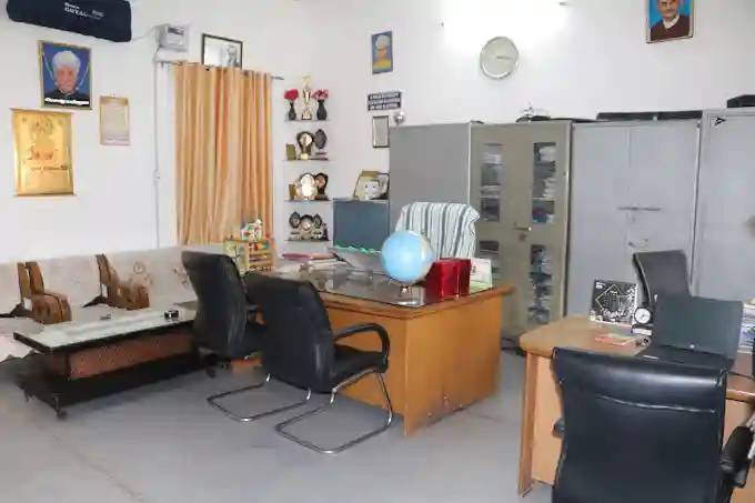C R Senior Secondary School 4