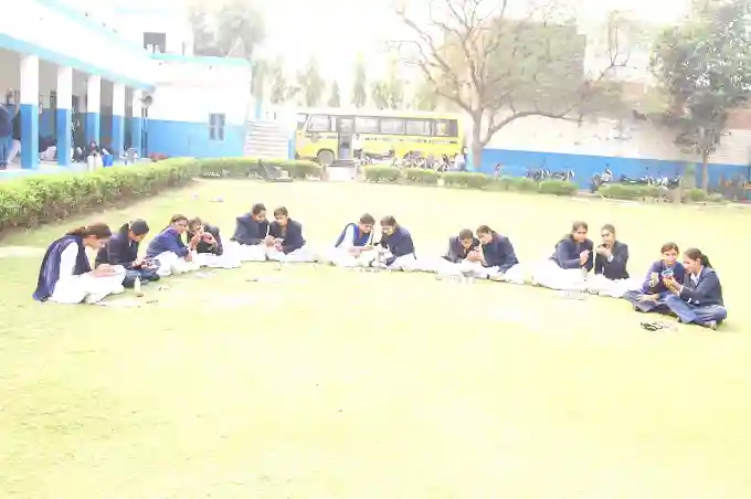 R.K. Hindu Public School 7