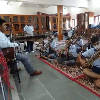 Mayoor School 6