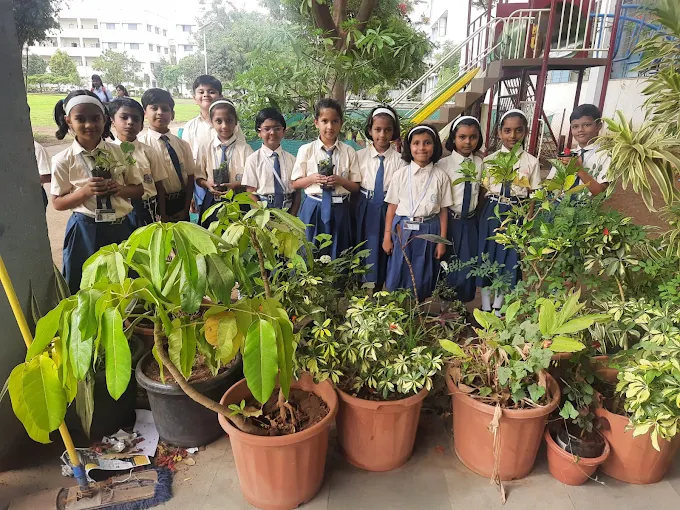 Sundarbai Marathe CBSE School 19