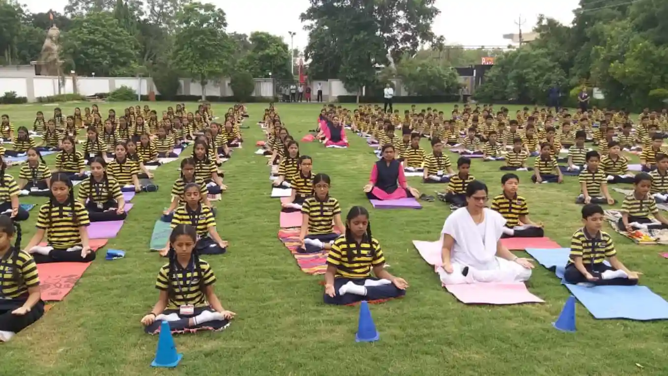 Gujarat Public School 6