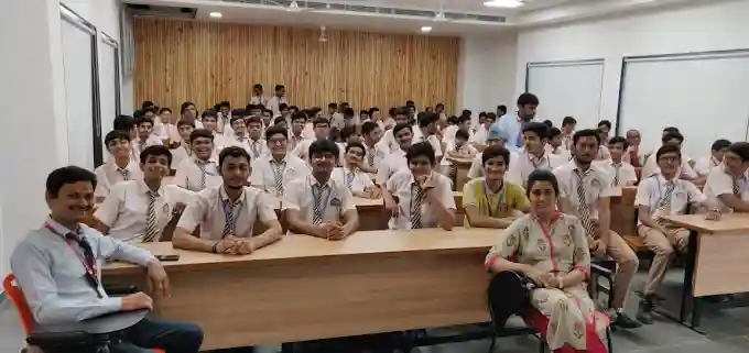 Shri Swaminarayan Mission School 3