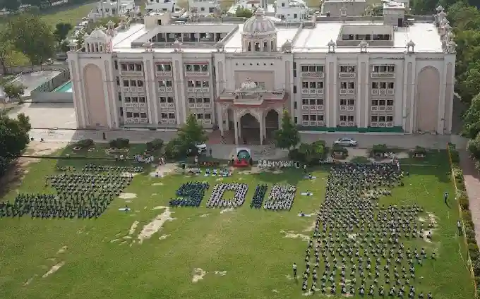 Swaminarayan Dham International School 9