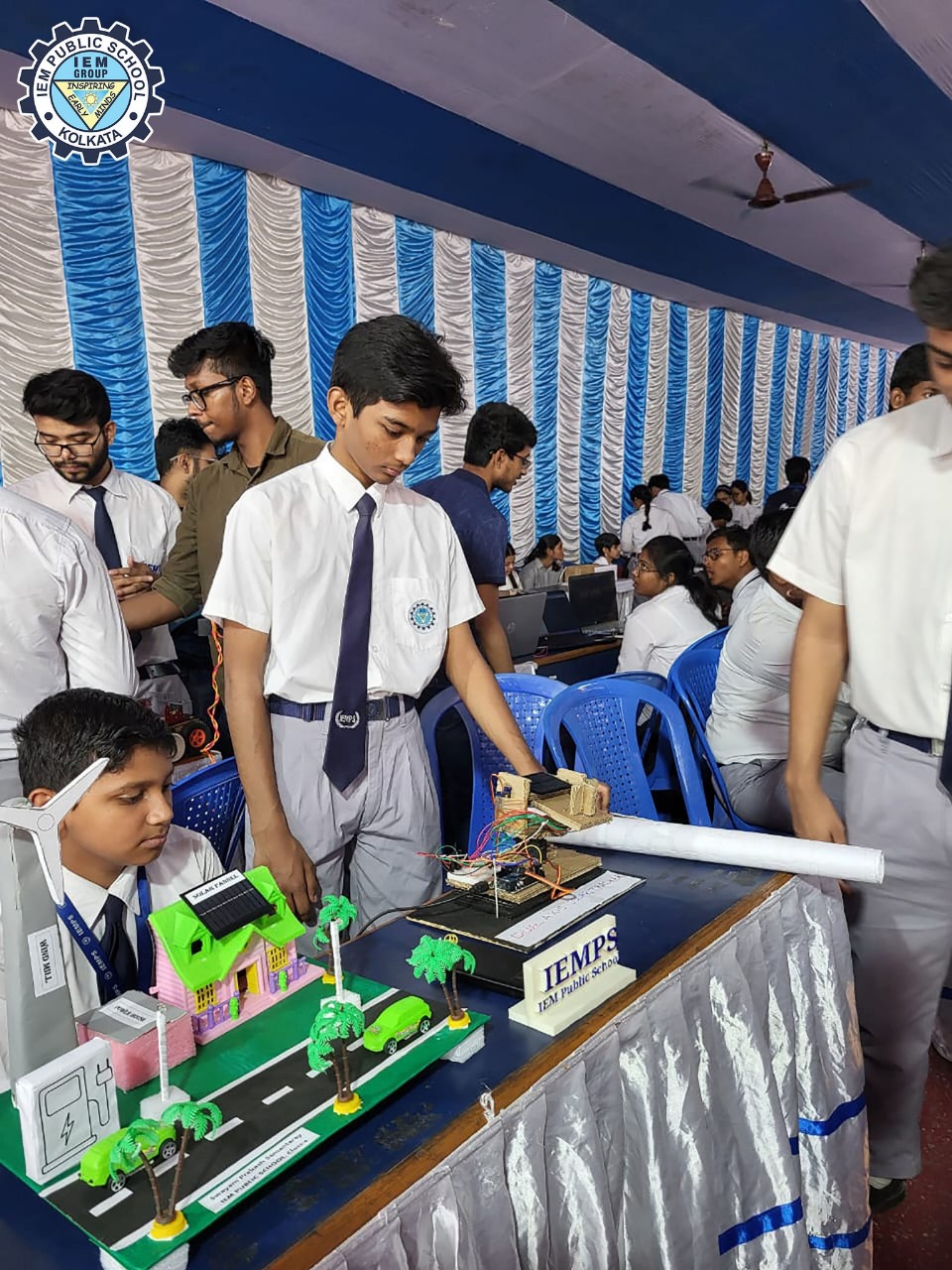 IEM Public School 30