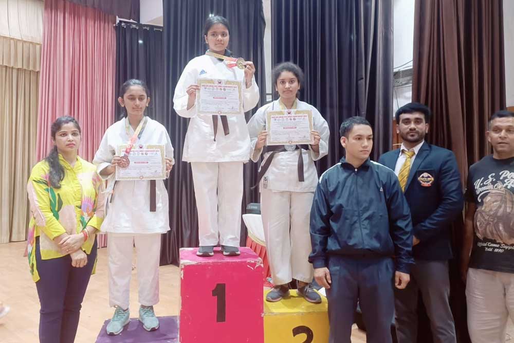 Amity International School 13
