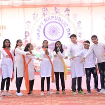 Chiranjiv Bharati School 8
