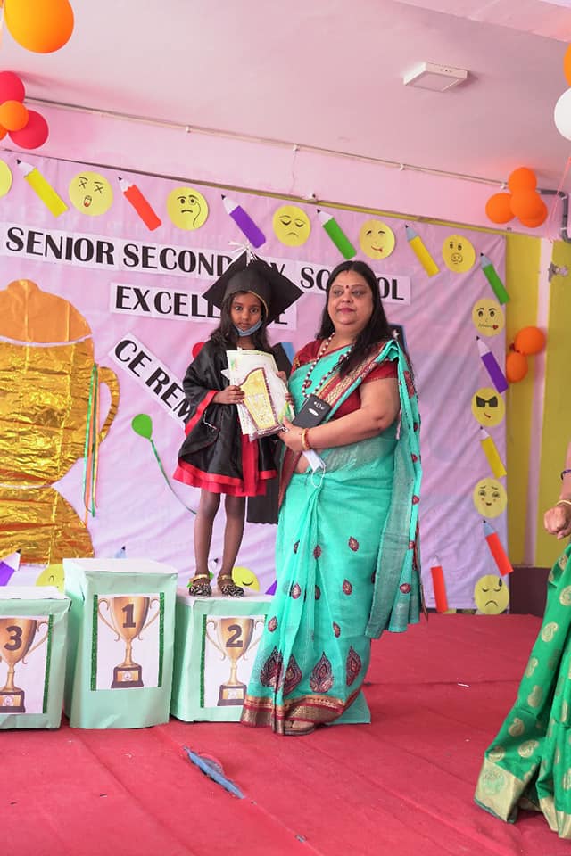 Green Way Public Senior Secondary School 12