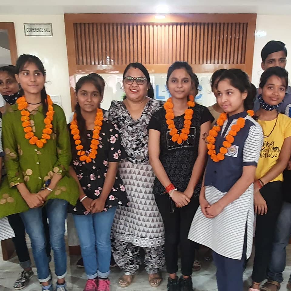 Heeralal Yadav public school
 14