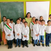 Holy Public School 9