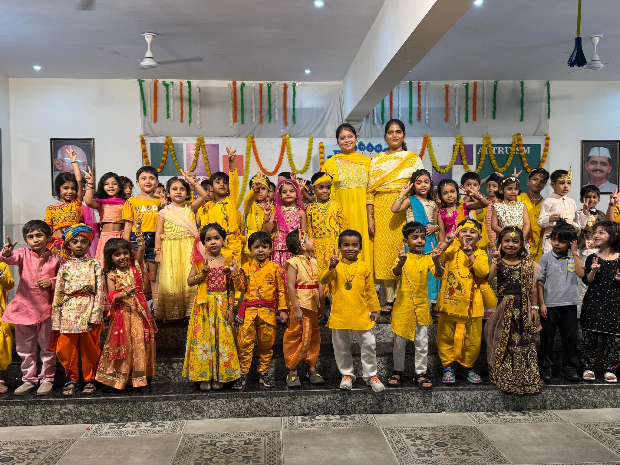 Holy Public School 19