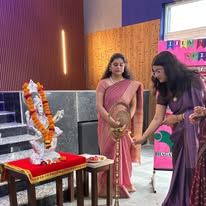 Holy Public School 11