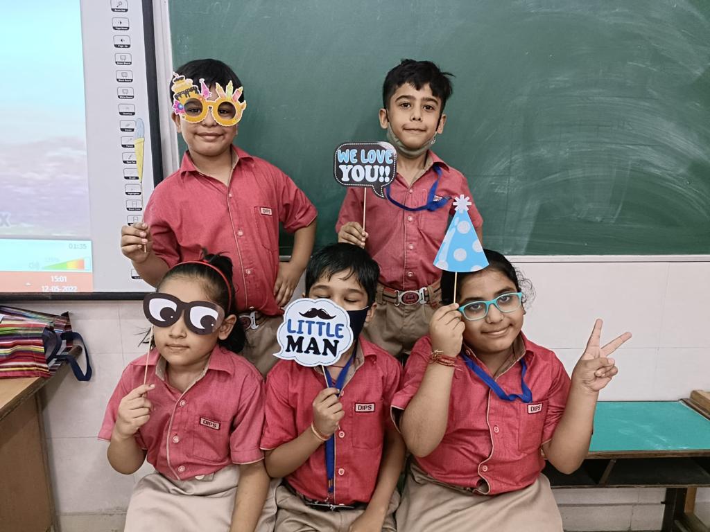 Delhi International Public School 28