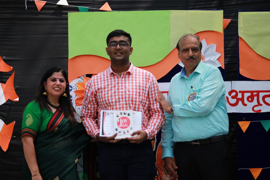 Delhi International Public School 22