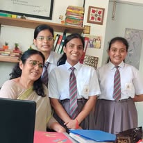 Little Friends School 8