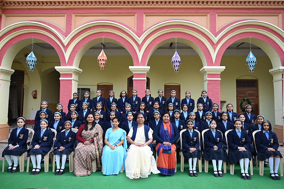 Loreto Convent Intermediate College 18
