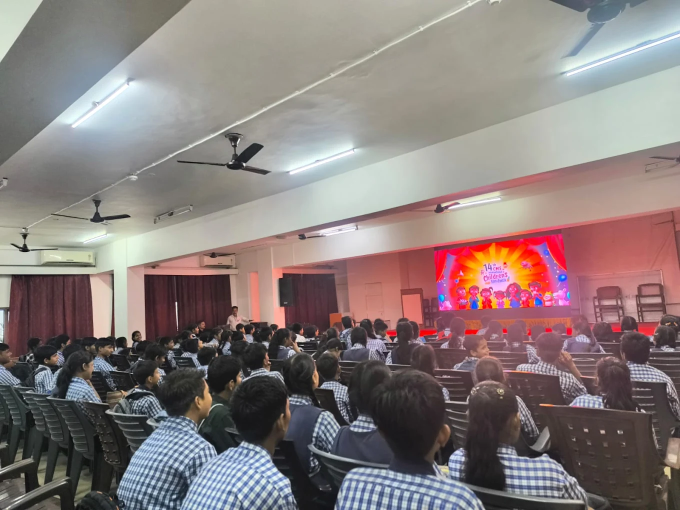 Lucknow Academy High School 6