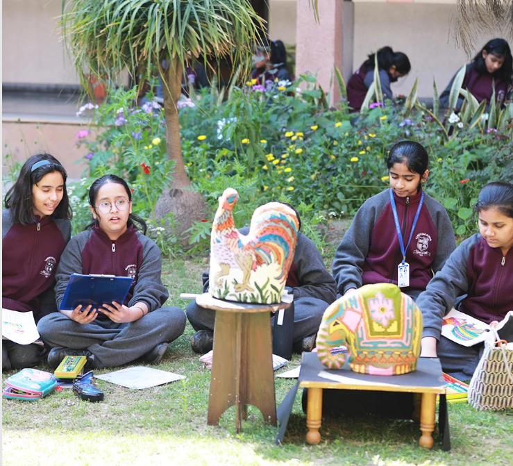 Lucknow Model Public School 3
