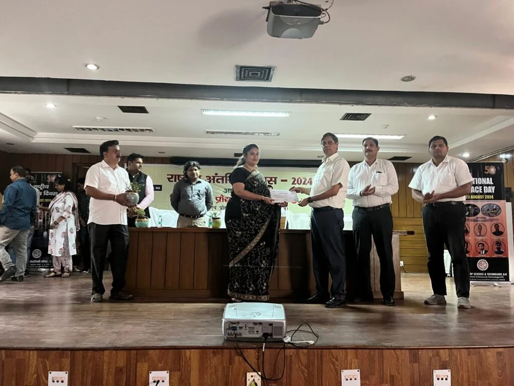 Lucknow Model Public School 9