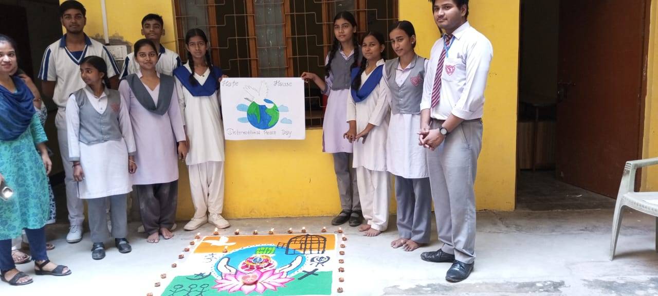 Lucknow Modern Public Inter College 2